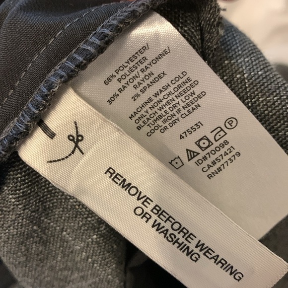 NWOT ANN TAYLOR GREY MATCHING SUIT SIZE 6 and 8 - Picture 7 of 7